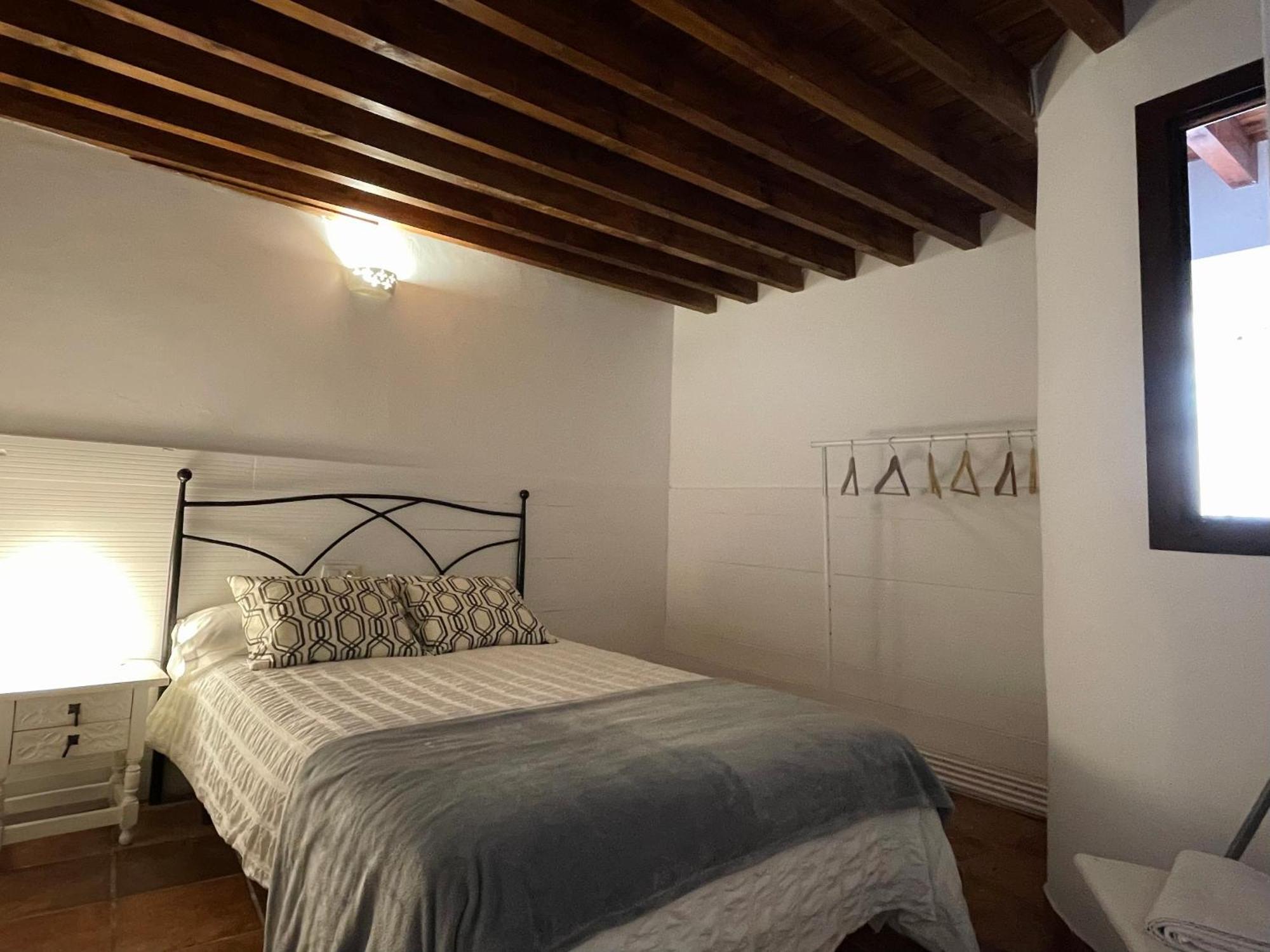 Al-Mansur Apartman Granada Szoba fotó